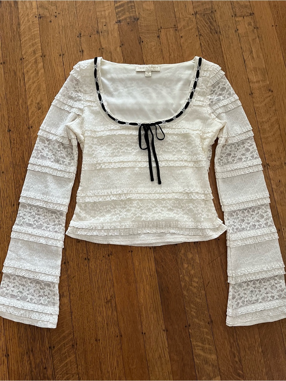 White Lace Long-Sleeve Scoop Neck Cropped Top with Black Tie
